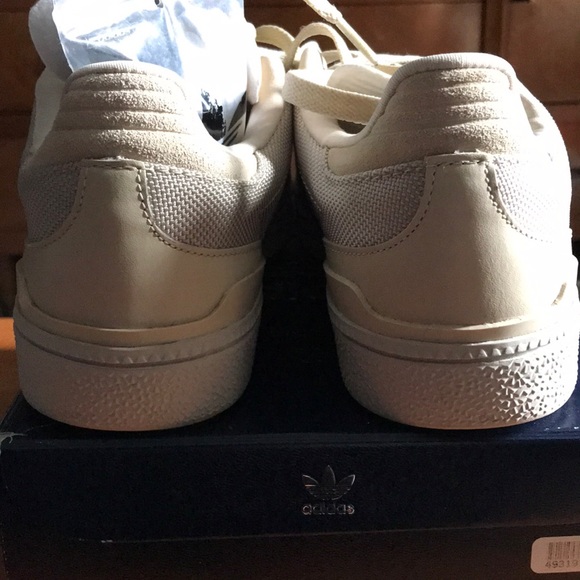 Adidas Busenitz Undeated Sneaker - Picture 2 of 8